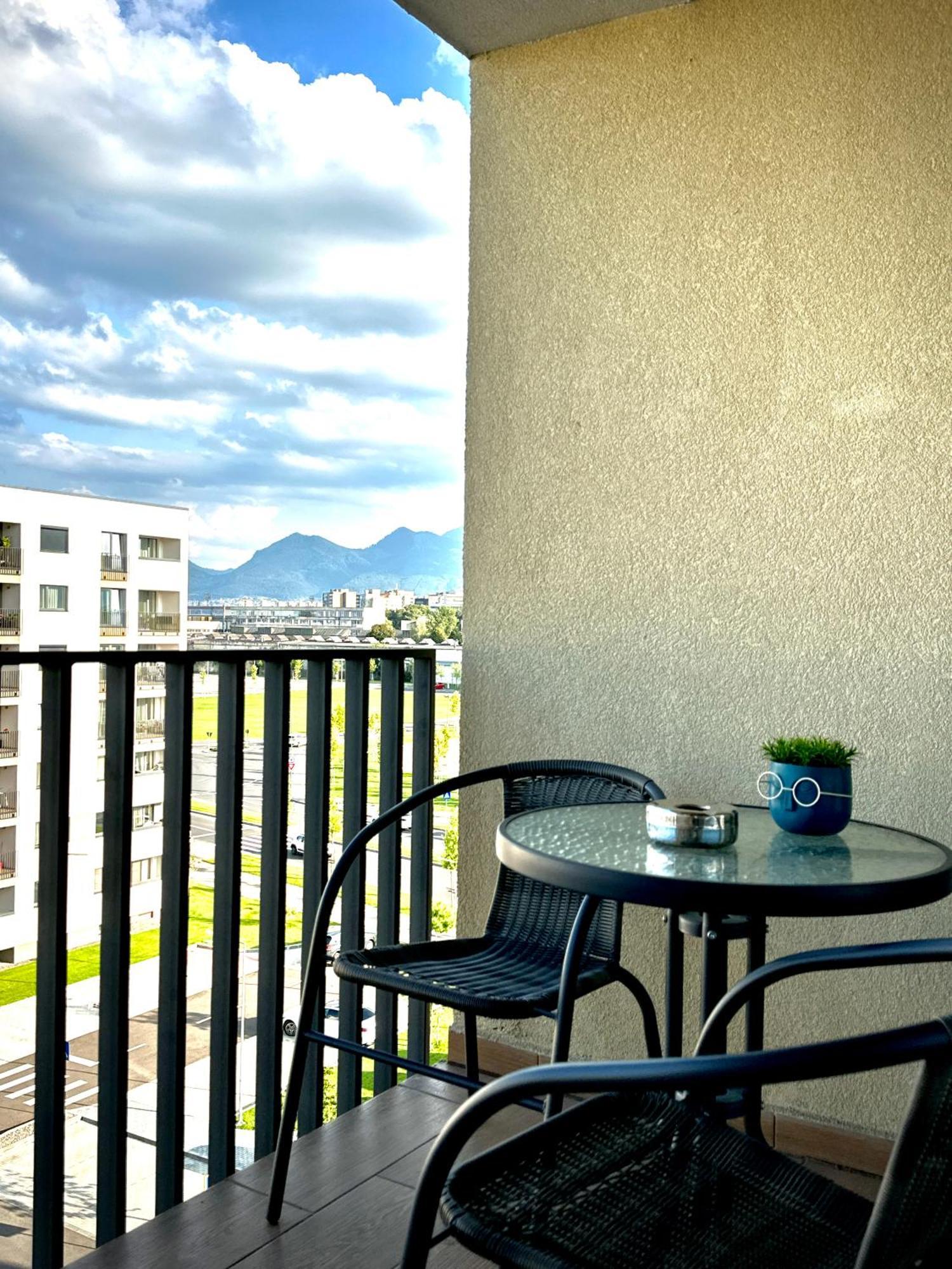 4friendscoresibrasov M&l Apartamento Braşov